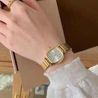 Elegant Women’s Quartz Timepiece